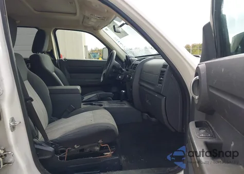 2007 Dodge Nitro Sxt from USA, damaged, VIN 1D8GT28K17W595652